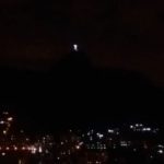 Vista do Cristo a noite do apartamento de Copacabana - Rio Up
